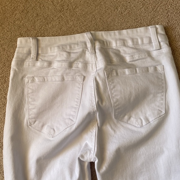 KanCan white stretch denim women’s jeans size 31 or 11/29 inseam, like new - Picture 4 of 8